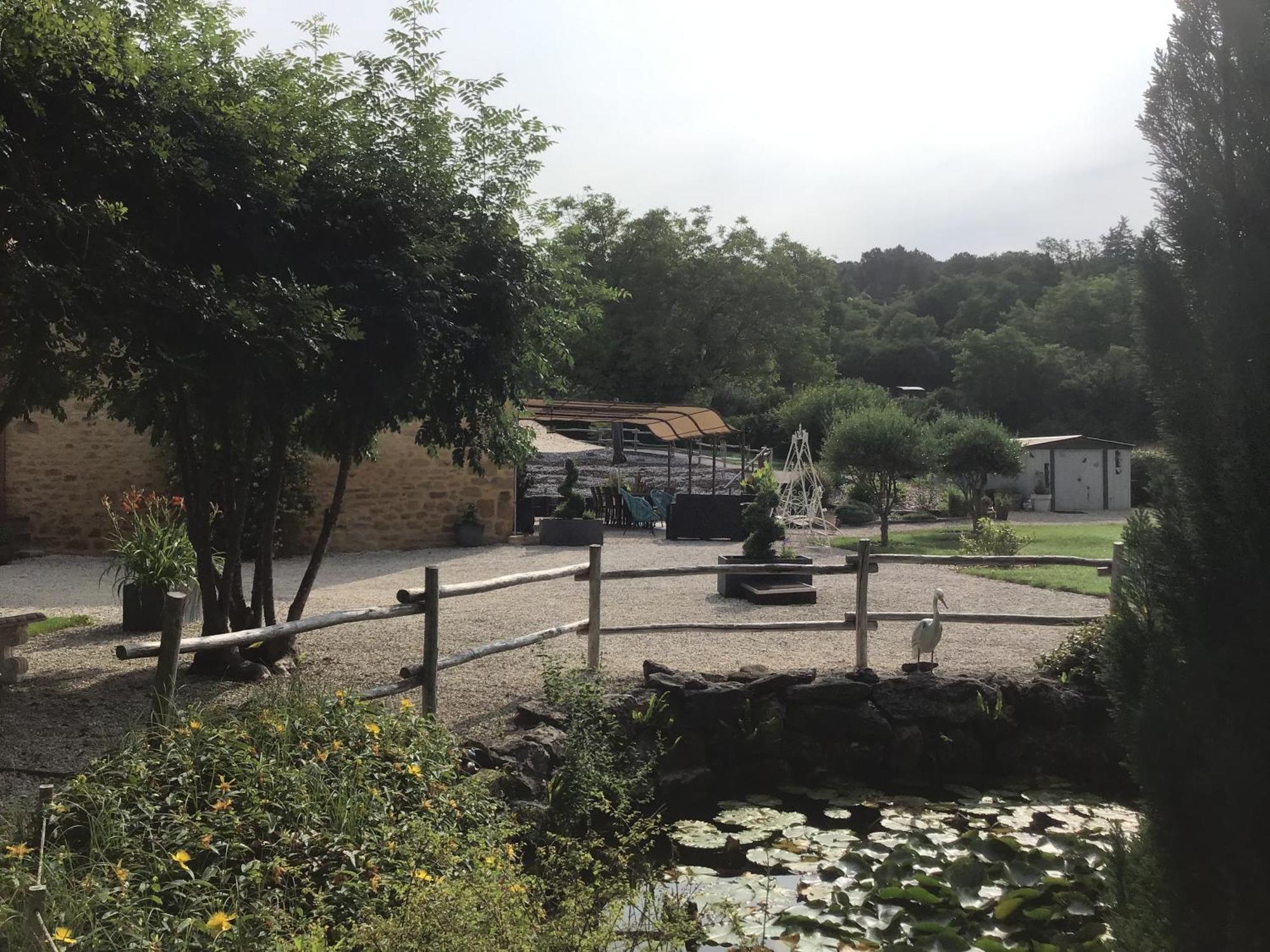 Le Moulin De Mayence Plazac Exteriér fotografie